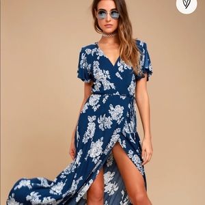 Lulus wrap dress, like new! Worn once